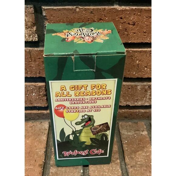 Rainforest Cafe Souvenir Chicago Hurricane Clear Cocktail Glass 8” Tall - Picture 3 of 4